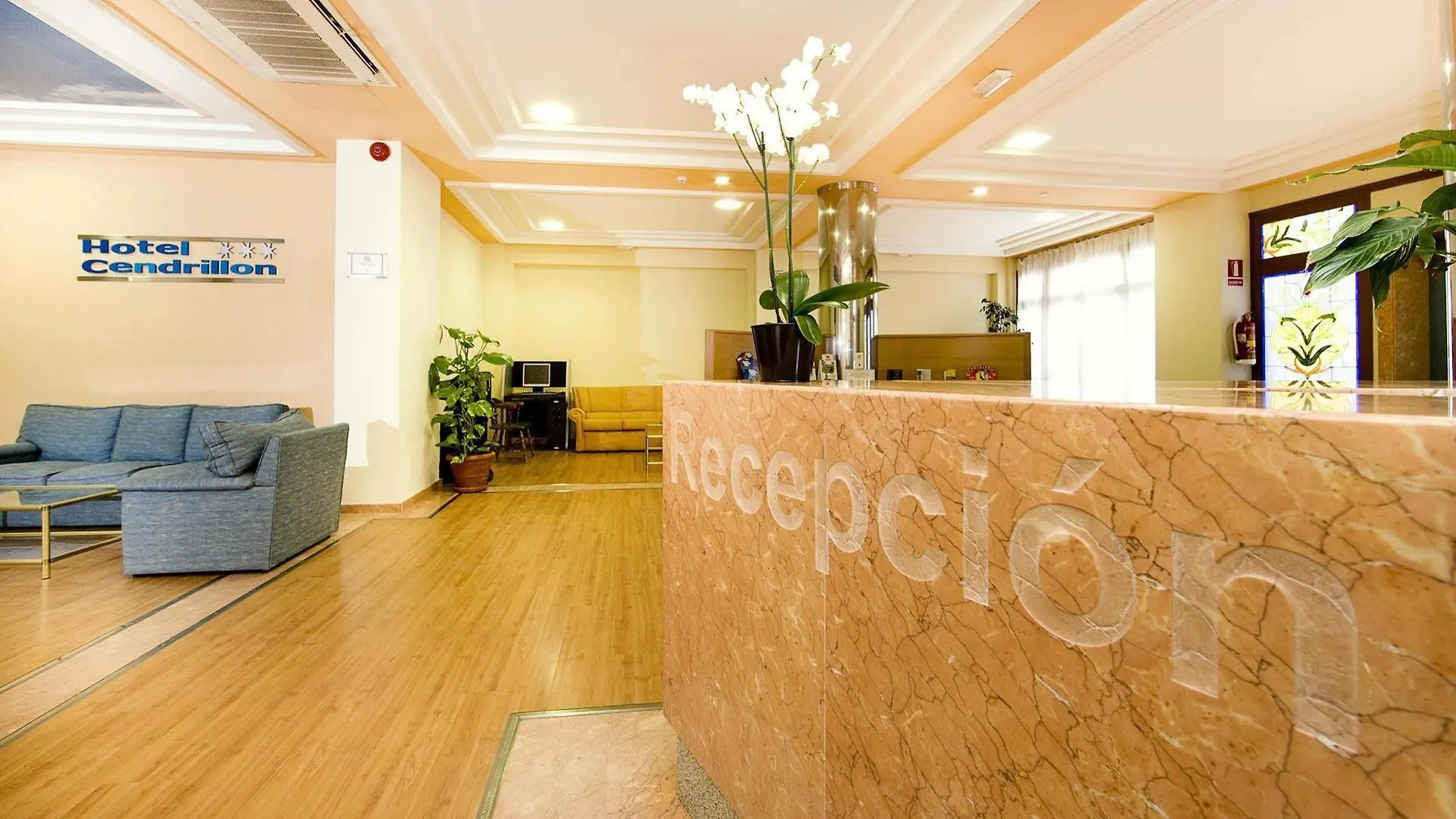 ***  Hotel Monarque Cendrillon Fuengirola Spanje